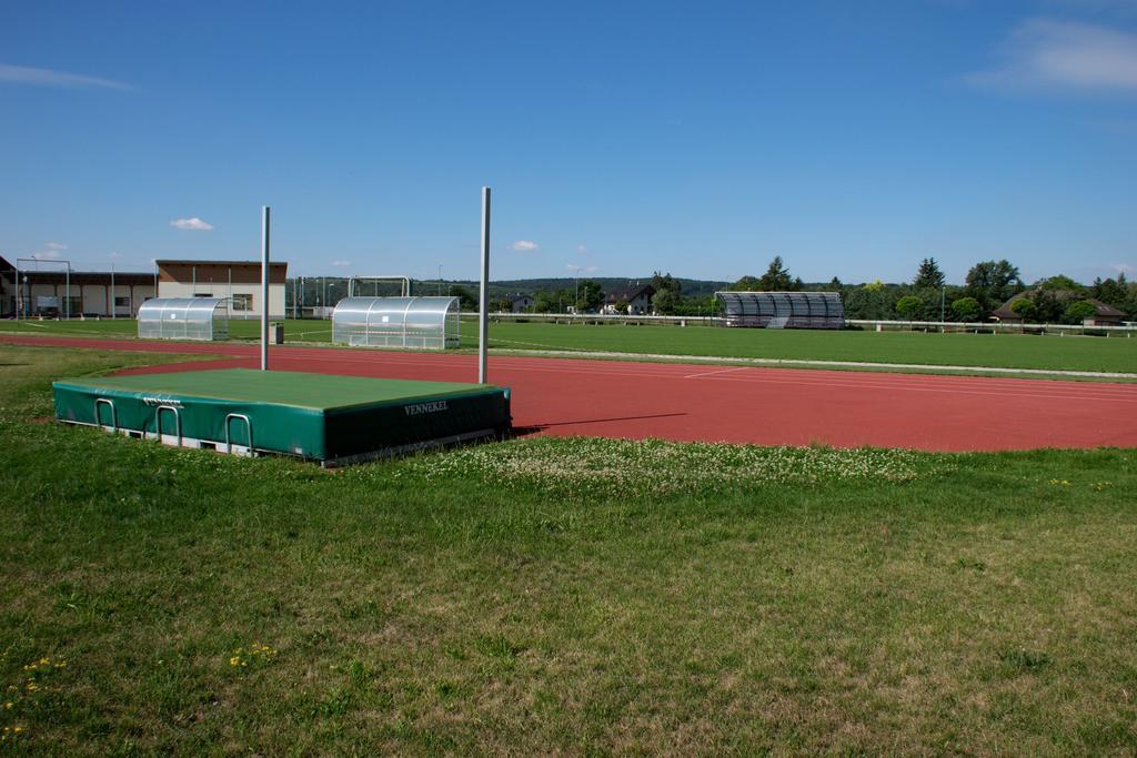 Sportovní areál Horní Počaply Hotel Exterior foto